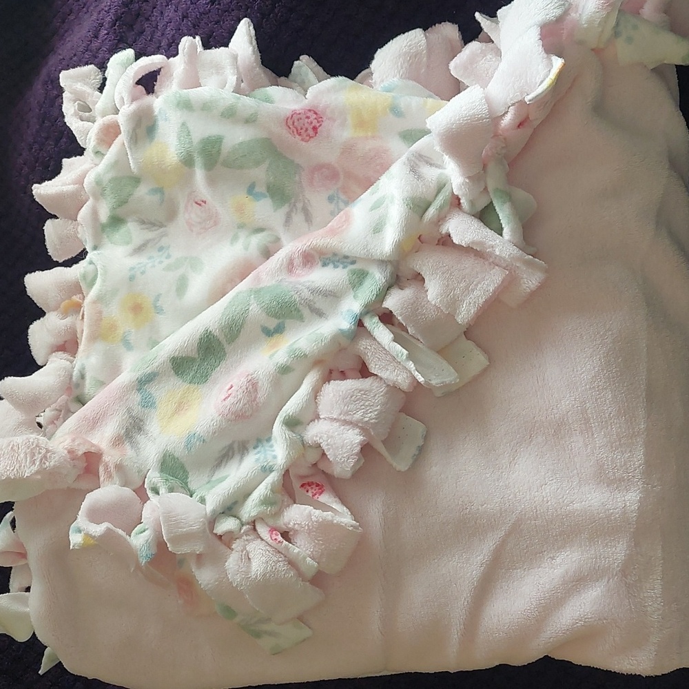 Handmade  REVERSIBLE  Tie Baby Blanket